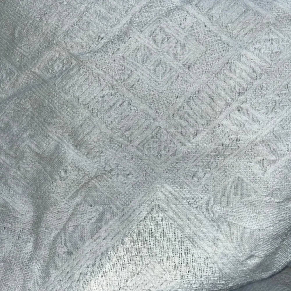 Antique white cotton Stunning Matellase coverlet bedspread TWIN